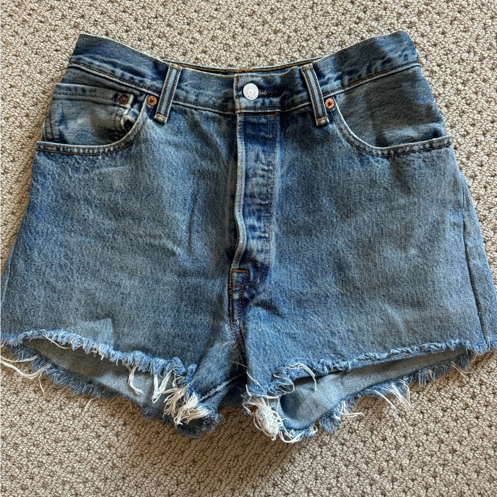 Vintage Levi’s Jean shorts